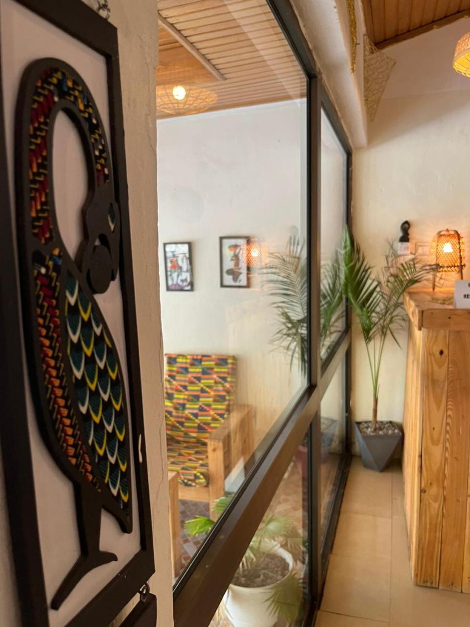 African Treasure Beach Resort Kokrobite エクステリア 写真