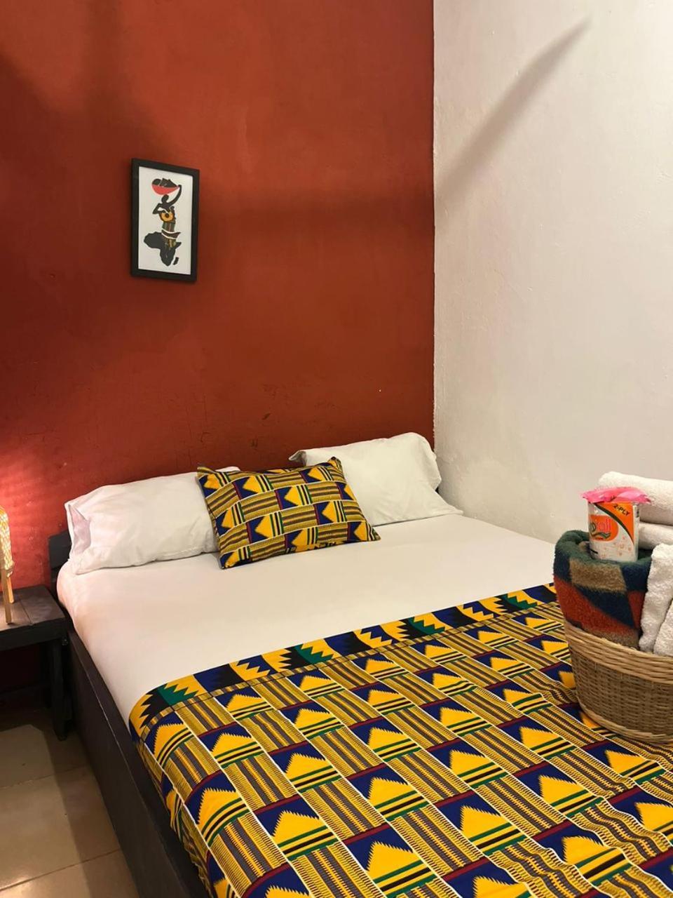 African Treasure Beach Resort Kokrobite エクステリア 写真