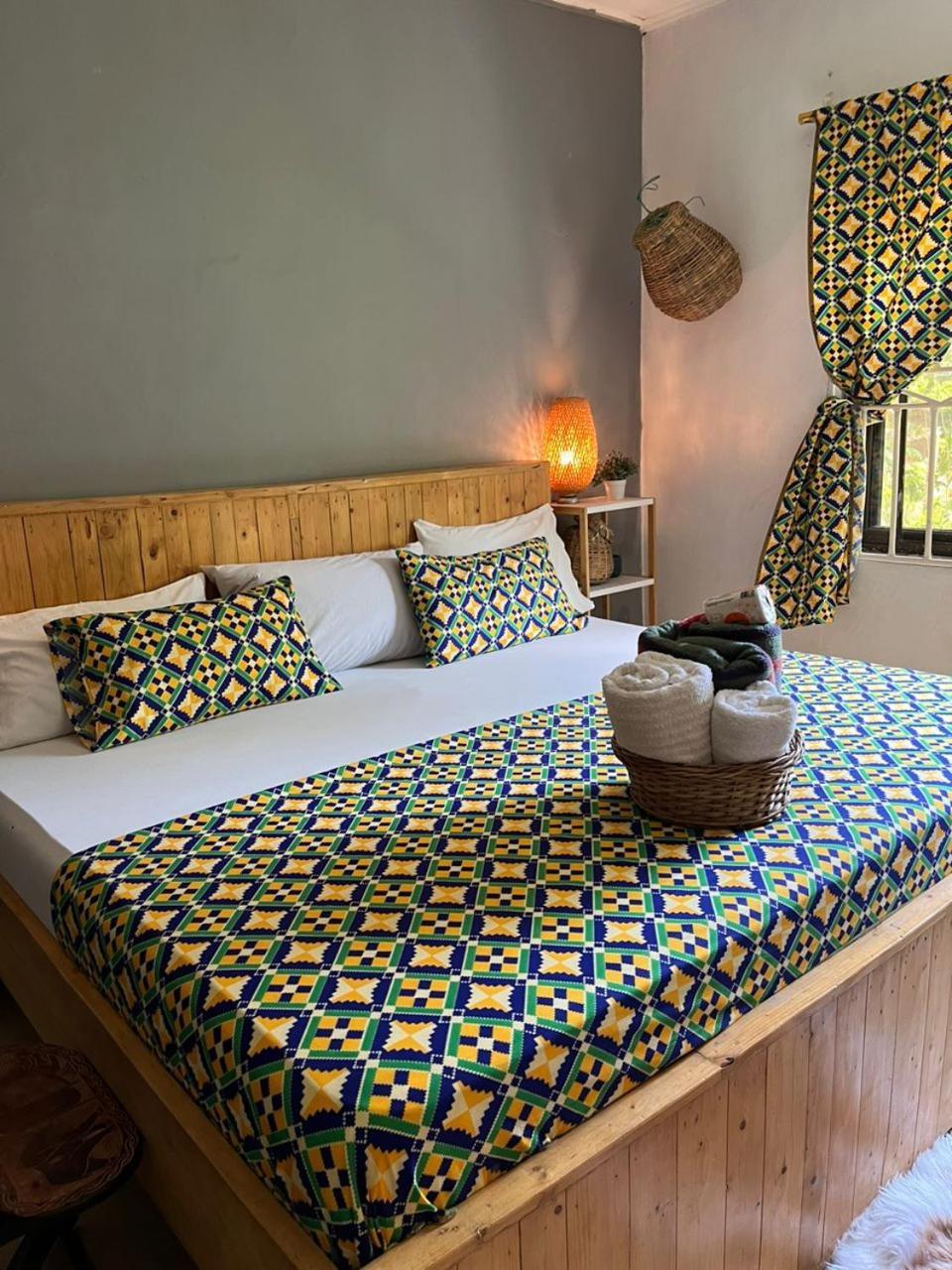 African Treasure Beach Resort Kokrobite エクステリア 写真