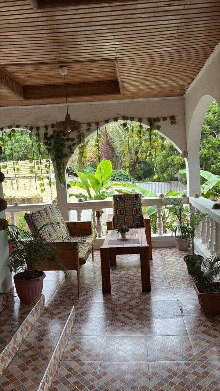 African Treasure Beach Resort Kokrobite エクステリア 写真