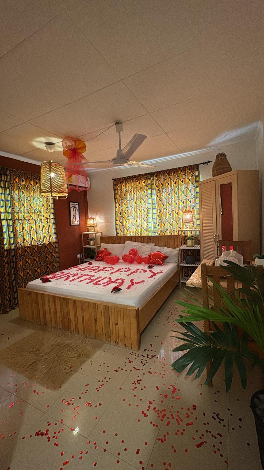 African Treasure Beach Resort Kokrobite エクステリア 写真