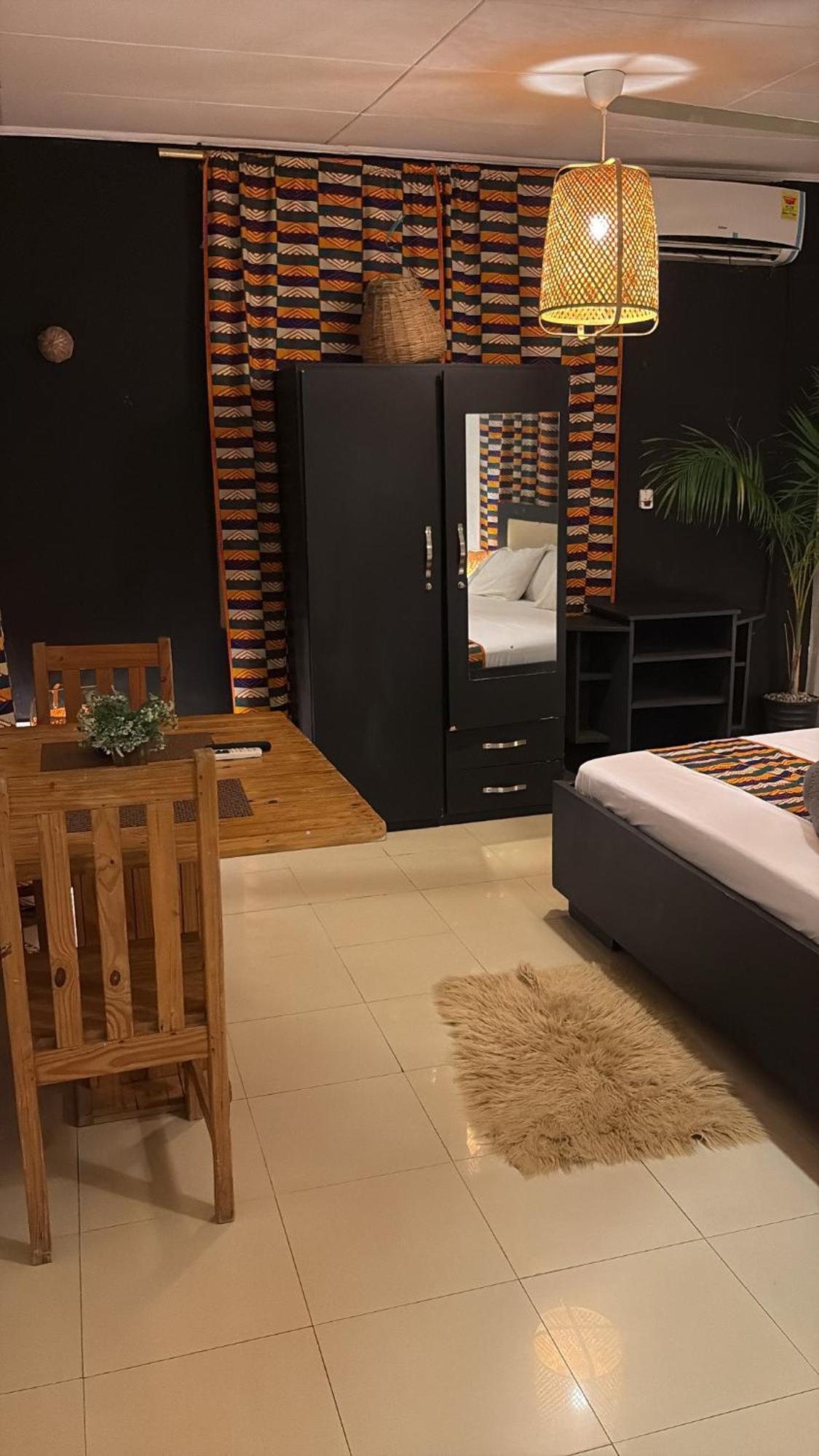 African Treasure Beach Resort Kokrobite エクステリア 写真